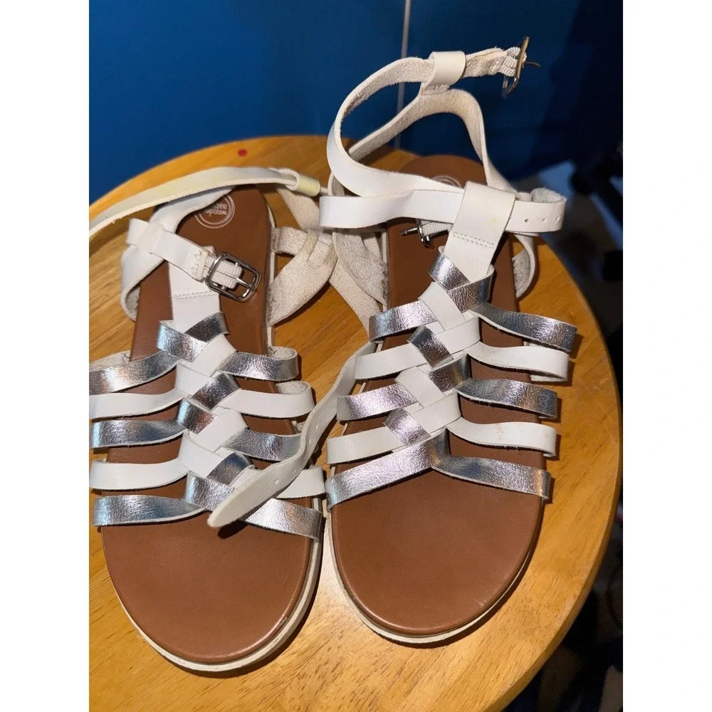 Wonder Nation Girls White Silver Metallic Gladiator Strappy Sandals Size 3‎
